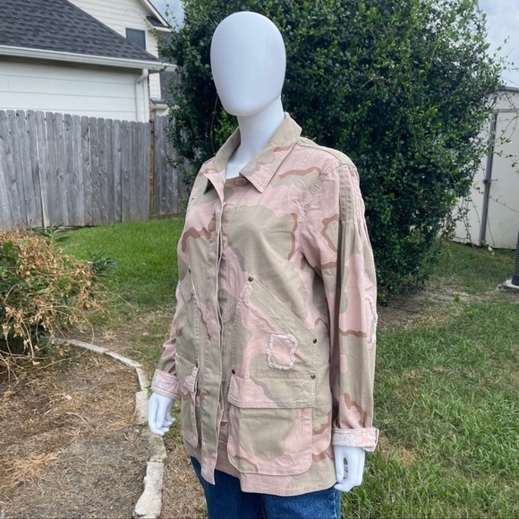 NWT Anthro Distressed Camouflage Boho Utility Military Denim Jacket - Picture 9 of 15